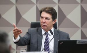 CCJ aprova parecer a projeto que assegura acesso a medicamentos e produtos à base de canabidiol