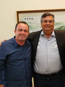 Depois de comer do pirão, Erlânio Xavier solta um Fora Comunistas