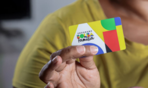 Caixa paga Bolsa Família para NIS com final 8