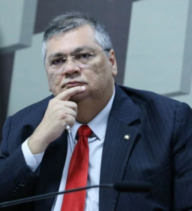 Flávio Dino evita comentar guerra entre Israel e o Hamas