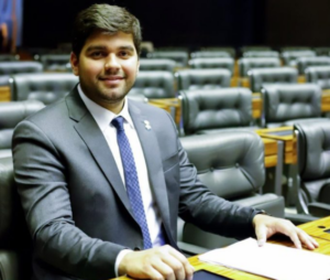 Marreca Filho esclarece uso de cota parlamentar