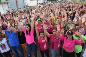 PREFEITA NILSILENE REALIZA COM SUCESSO A “1ª CAMINHADA PELA SAÚDE DA MULHER”