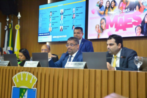 Câmara incompetente: Lei aprovada de ‘CNH grátis’ já existe e vereador não pode legislar sobre