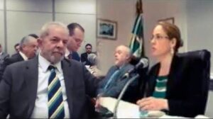TRF-4 anula sentença “CrtlC+CrtlV” de juíza que condenou Lula…