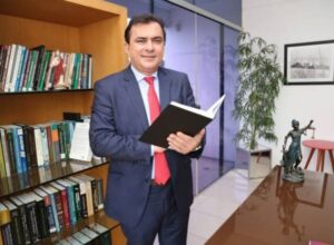 Carlos Sérgio, especialista eleitoral, aponta motivos que enterra fakenews sobre inelegibilidade de Detinha