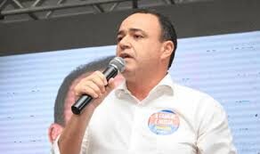 Hoje é dia de TBT (Quinta-feira do retorno) Que moral tem Erlânio Xavier, que usou tornozeleira eletrônica, para atacar o governador em exercício, Carlos Brandão?