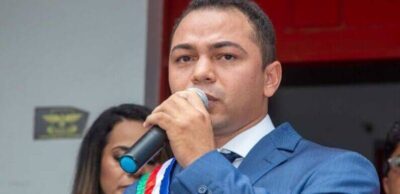 Prefeito Adriano Freitas se perde na administração e vereadores vão pra cima