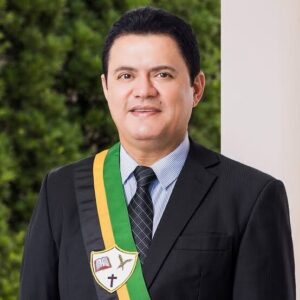 Léo Cunha é investigado por uso indevido de Cavalgada em Estreito