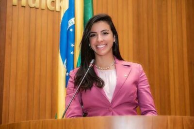 Daniella atual Procuradora da Mulher da ALEMA desiste de disputar a reeleição em defesa de projeto de candidatura em Presidente Dutra