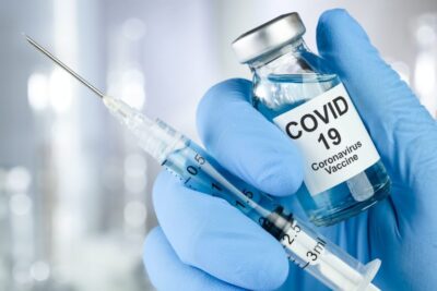 OMS muda protocolo e não recomenda mais a 4ª dose de vacina contra Covid-19 a público saudável