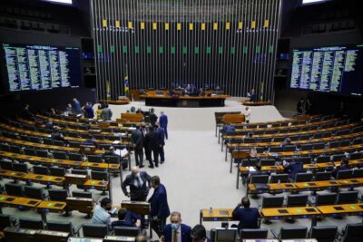 Câmara dos Deputados divulga editais de concurso público; provas estão previstas para 3 e 10 de dezembro
