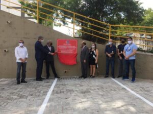 Em fim melancólico na PGJ, Gonzaga promove aglomeração e inaugura estacionamento