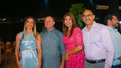 Prefeito João Martins participa de confraternização com a classe política à convite do Governador Carlos Brandão