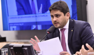 Juscelino fala de missões e desafios na Câmara Federal em 2020…