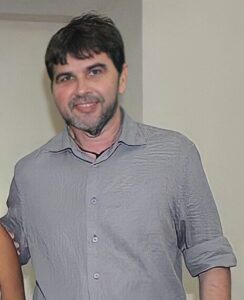 Liviomar Macatrão quer instituir projeto voltado aos portadores de Doença de Parkinson via tênis de mesa