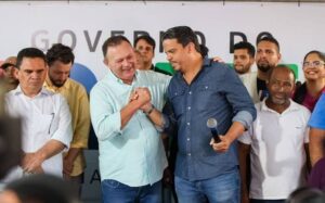 Brandão e Jader Filho na inauguração de estação de esgotos em Pinheiro…