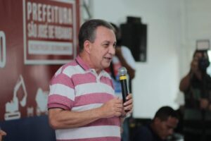 Incoerente, Luis Fernando fala em paixão por Ribamar em renúncia de prefeitura