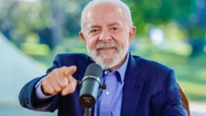 Lula volta a dizer que nunca fará ajuste fiscal contra os mais pobres