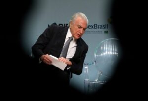 Lava Jato prende Michel Temer e busca Padilha e Moreira Franco