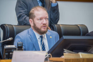 Alema aprova projeto que permite convênio entre prefeituras e polícias Civil e Militar