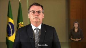 Panelaço global engrossa tom contra política ambiental de Bolsonaro