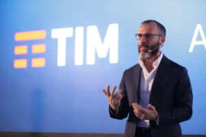 TIM Brasil anuncia novos presidente e CEO da companhia