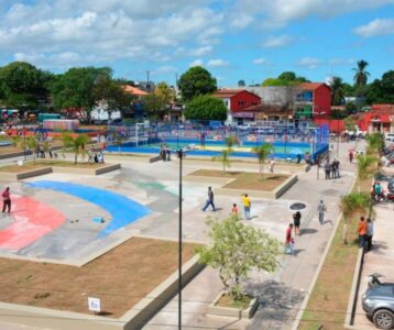 Com pedido do prefeito Luciano e indicação de Thaíza, Governo entrega Praça IV Centenário e Centro de Hemodiálise