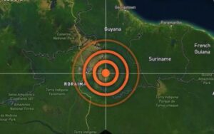 Tremor de 5.9 na escala Richter deixa bairros sem energia e assusta moradores de Manaus