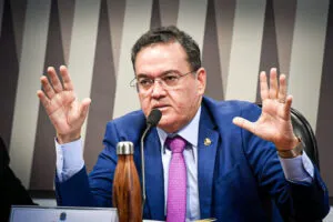 Projeto de Roberto Rocha voltar à política pela extrema-direita  é fracasso anunciado