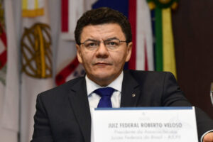 Veloso arquiva inquérito da Donatário por falta de provas