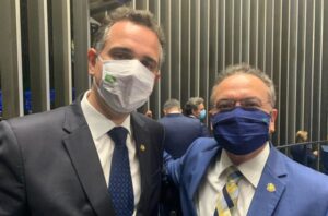 Rodrigo Pacheco é eleito presidente do Senado com apoio de Bolsonaro