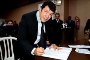 Justiça decide tornar réus Rommeo Amin, Pereirinha e outros 12 por suposto desvio de emendas parlamentares