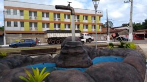 Rosário: a Covid, os veículos alugados e os 525 mil que foram pelo ralo da pia de torneira flutuante que não existe mais