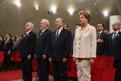 Veja Agora: Sarney afirma que democracia está consolidada: ‘Não corre risco de retrocesso’