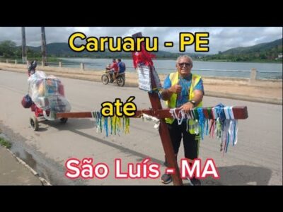 VÍDEOS! Pagador de promessas de 81 anos carrega cruz de 30 quilos do Pernambuco ao Maranhão