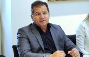 Simplício Araújo alerta para uso de fatos com fins escusos…