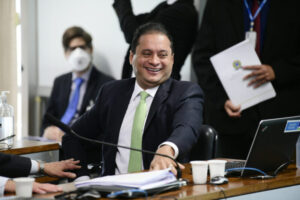 Por falta de provas, Justiça Federal julga improcedente ação contra Weverton Rocha
