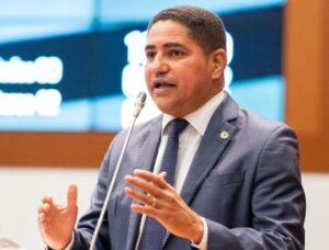 Aprovado Projeto de Lei de autoria de Zé Inácio que prevê valorização da vida nas escolas