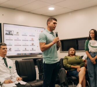 Tiago Fernandes participa de campanha Setembro Verde no Hospital Universitário