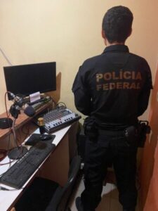 PF e Anatel desarticulam rádio clandestina em operação de fiscalização