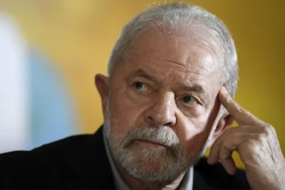 Aprovação do governo Lula cai para 47% em 1ª pesquisa após crise do Pix