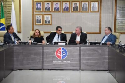 Melhorias na segurança pública são tratadas em reunião na PGJ