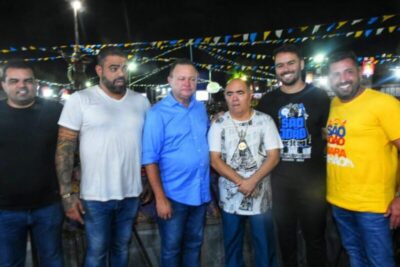 “DIANTE DA MULTIDÃO QUE VEIO PRESTIGIAR KLESSINHA, SINTO-ME FELIZ E COM A SENSAÇÃO DE DEVER CUMPRIDO”, DIZ ASTRO DE OGUM NA NOITE QUE RECEPCIONOU COMITIVA DO GOVERNADOR CARLOS BRANDÃO