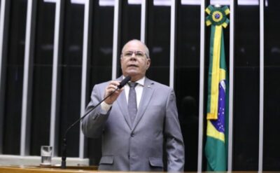 Concurso para professores tem que aferir capacidade pedagógica, propõe Hildo Rocha