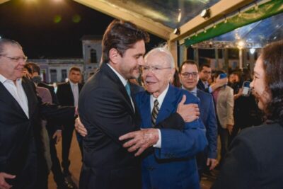 Juscelino Filho participa da homenagem a Sarney no lançamento de…