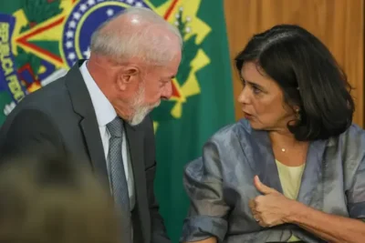 Lula substitui Nísia Trindade no Ministério da Saúde e nomeia Alexandre Padilha