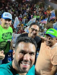 Fábio Macedo e aliados levam multidão para as ruas do município de Araguanã