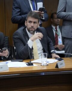 Deputado Pedro Lucas Fernandes diz não a convite de Lula para assumir ministério