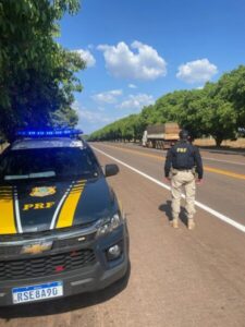 Adolescente de 14 anos foge de casa, no Maranhão, para encontrar homem em São Paulo, mas é resgatada dentro de ônibus, no Tocantins