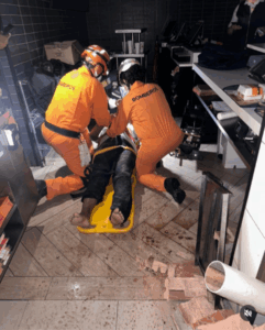 Desabamento em loja do McDonald’s no Renascença deixa funcionário ferido